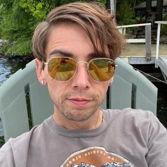 Meet your Posher, Ryan - Picture 1 of 1